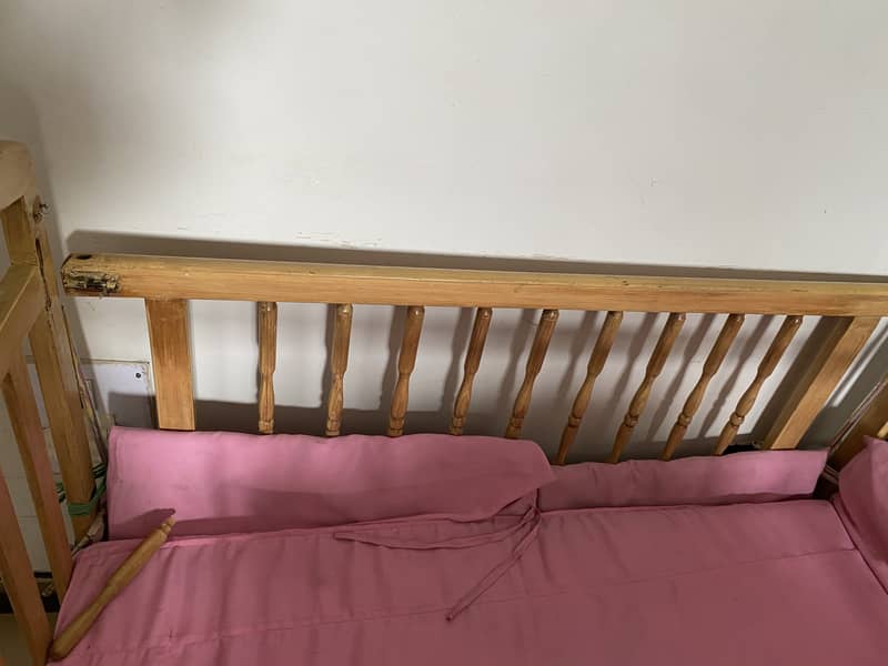 Baby cot 1