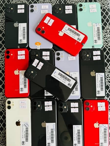 iPhone 11 64gb Factory Unlock Waterpack (Read Add) 0