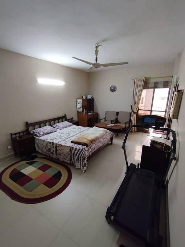 Flat For Sale In Gulshan Block-13A 10