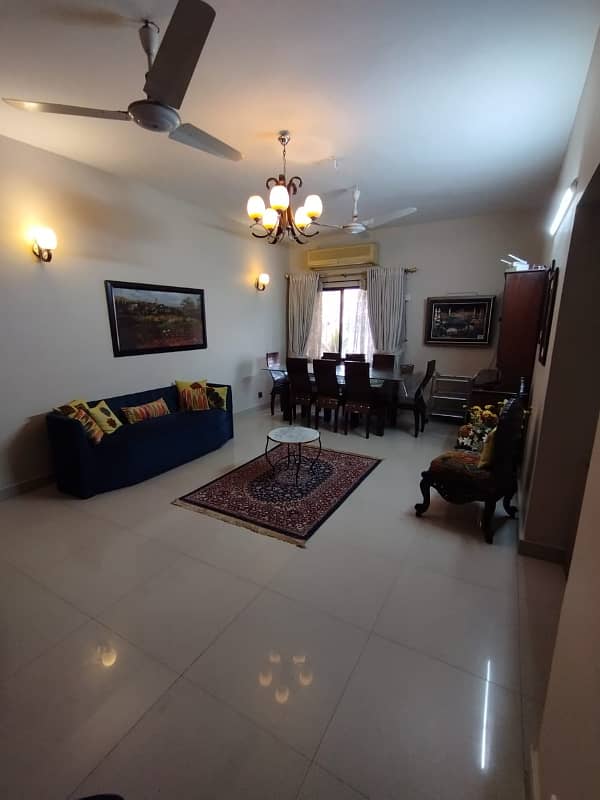 Flat For Sale In Gulshan Block-13A 11