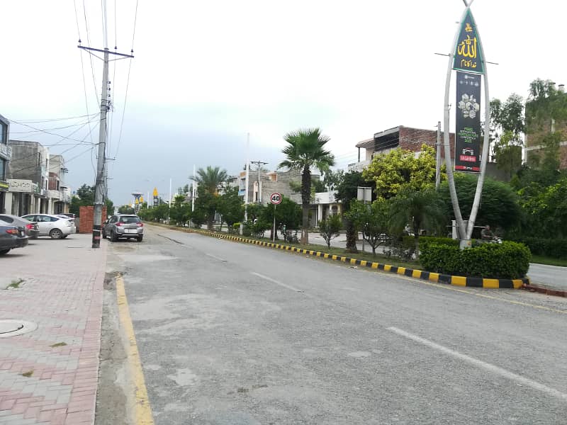 5 Marla Next To Corner Plot for sale in Sher Zaman Block, SA Gardens Ph. 2 Lahore 2