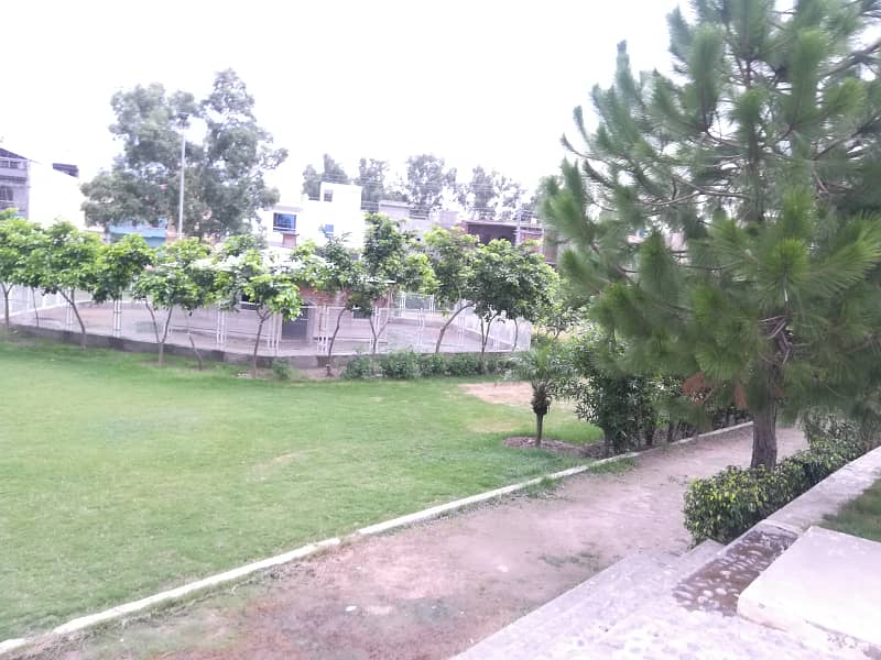 5 Marla Next To Corner Plot for sale in Sher Zaman Block, SA Gardens Ph. 2 Lahore 10