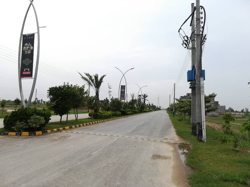 5 Marla Next To Corner Plot for sale in Sher Zaman Block, SA Gardens Ph. 2 Lahore 34