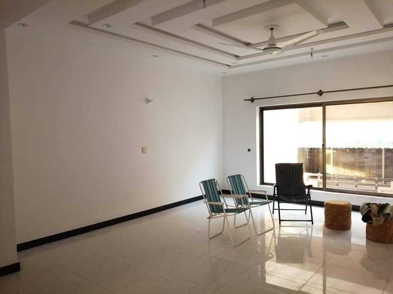 Non Farnished portion for rent B sector 4