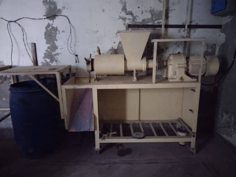 soap making machine Plodder 1