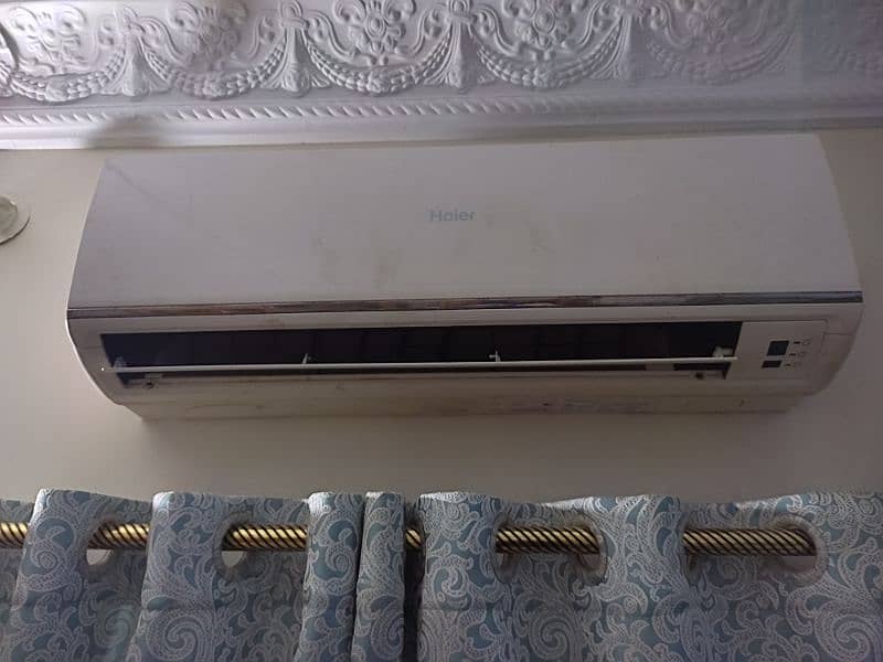 Haier 1 Ton Split AC Good Condition 3