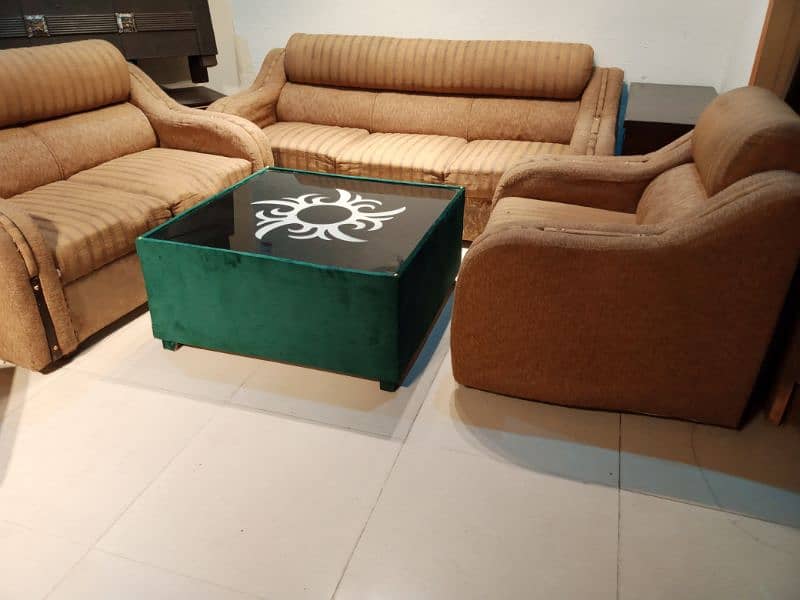 slightly used sofa set 3 2 1 seater 1
