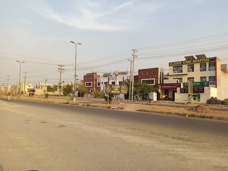 10 Marla super hot location plot for sale in lda avenue 1 7