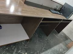 office reception table