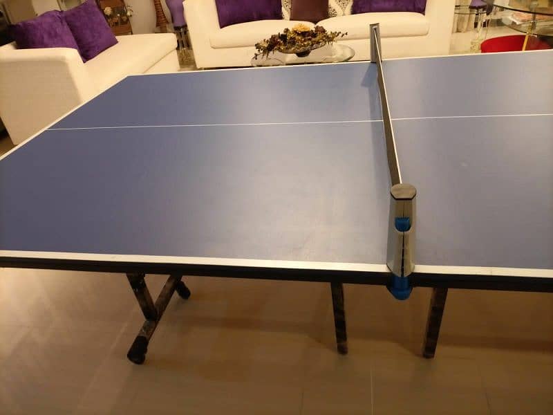 Table tennis for sale new condition 1