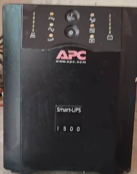 APC Smart UPS 1500 Watts 1