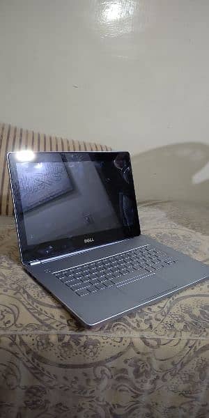 Dell Inspiron 14 (7000 series 7437) 8th Gen 0