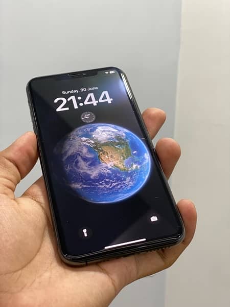 iPhone 11 pro max 64gb 1