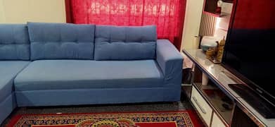 L shaped 7 seter sofa