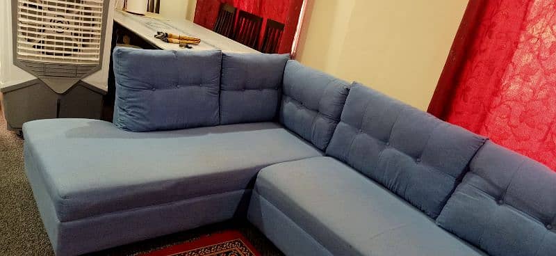 L shaped 7 seter sofa 1