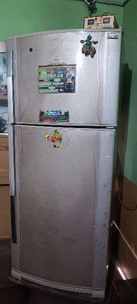 Refrigerator Company Dawlance
Size XL (xtra large) 0