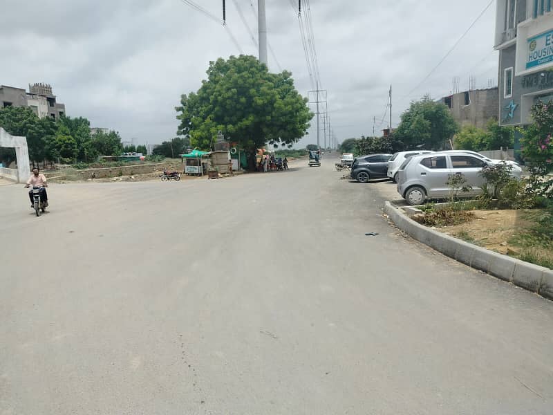 400 square yards 40 fit road plot for sale pir Ahmed Zaman Town block 4 1