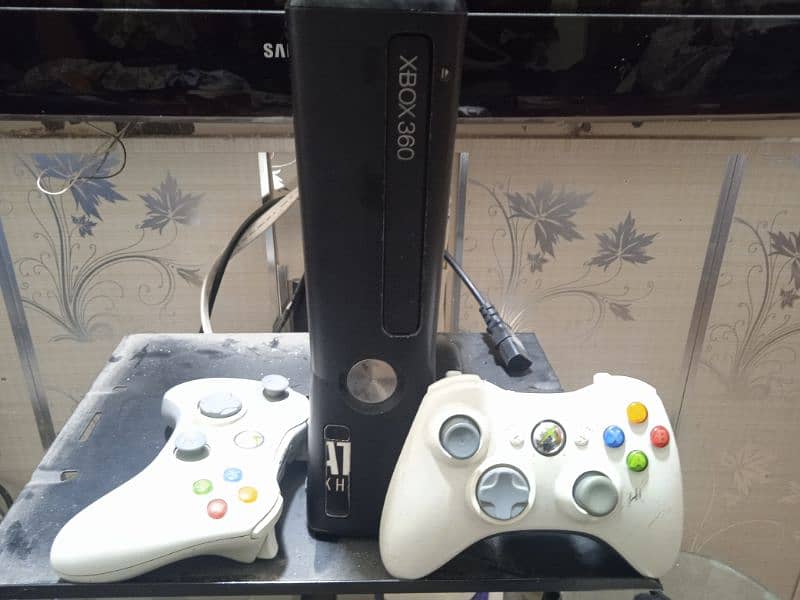 Xbox 360 For Sale in Good Condition 1