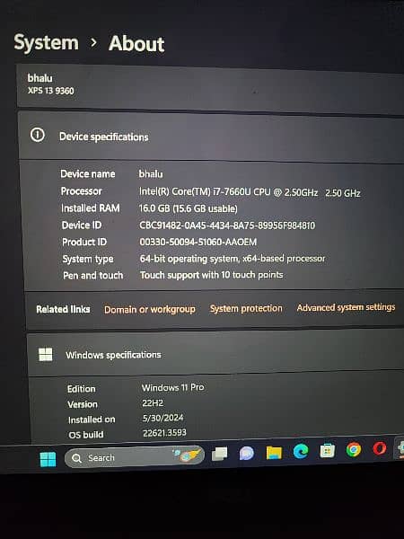 XPS 13 SLIM AND SLEEKY WITH NO BAZELS 5