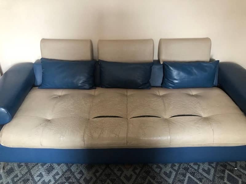 5 Seater Sofa. 3