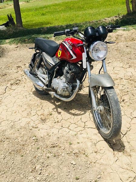 Ravi piaggio 125 convert into cafe racer 2