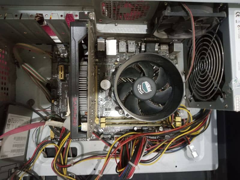 computer for sale . . WITHOUT GRAPHIC CARD 1