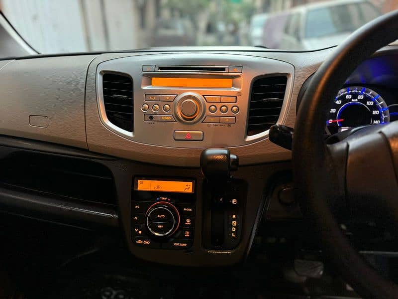 Suzuki Wagon R 2014- Registered (2017) 12