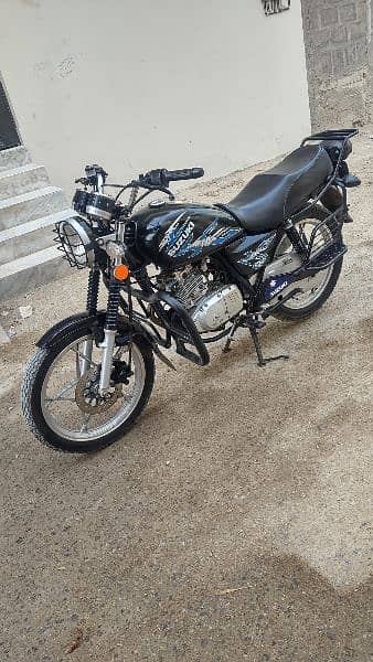 Suzuki GS SE 150 Model 2020 tublees tyre both 5