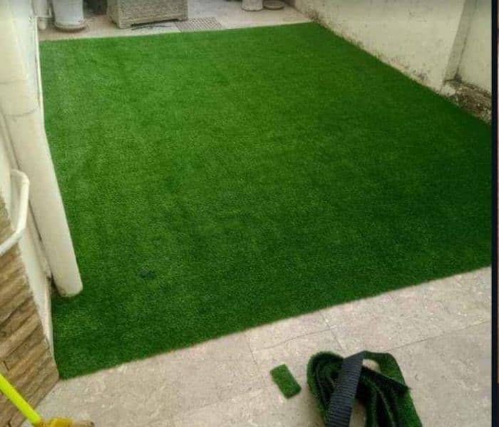 ARTIFICIAL GRASS. . GRASS FLOORING. . 2