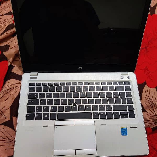 hp folio laptop i5 (4th gen) 4gb/ 128gb SSD 1