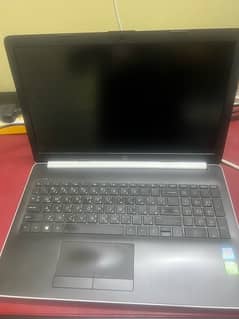 selling my hp core i5 8th gen laptop