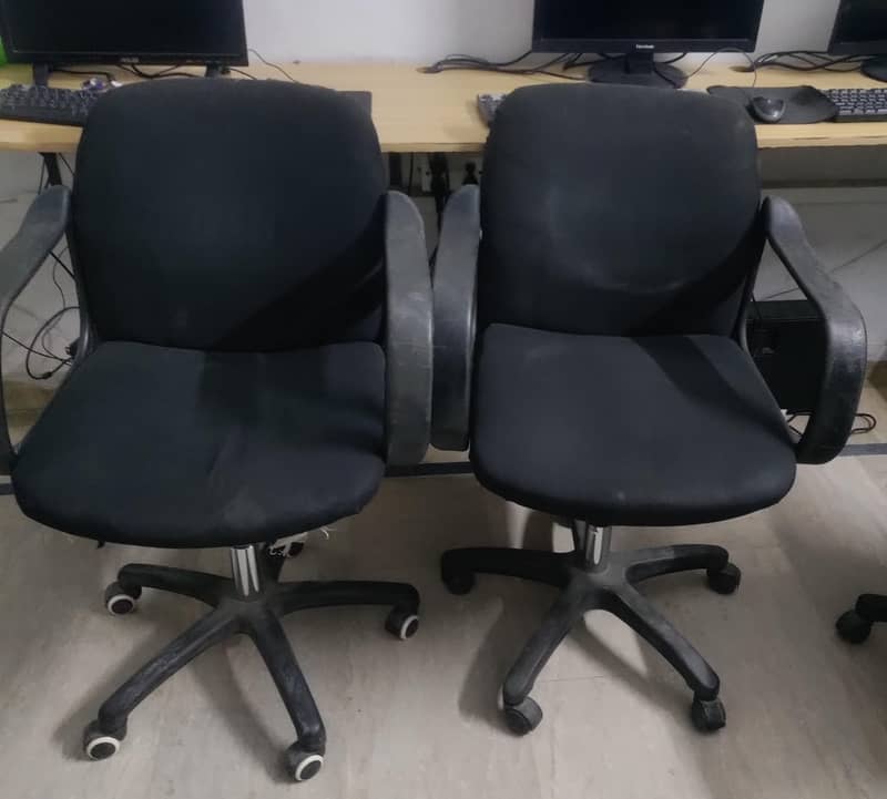 Slightly Used Office Chairs 3