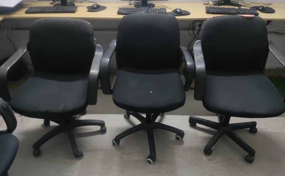 Slightly Used Office Chairs 4