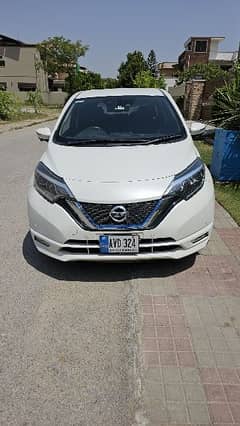 Nissan Note E Power 2017 0