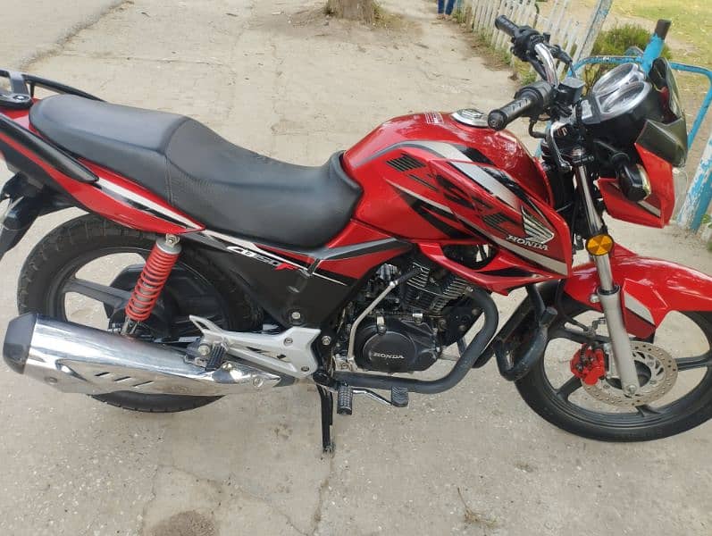 Honda cb150f (urgent SAle ) 12