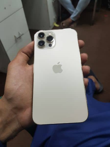 Iphone 12 pro max 0