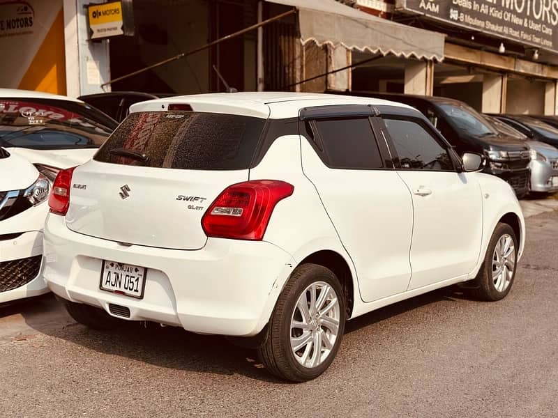 Suzuki Swift 2022 GL CVT AUTOMATIC 2