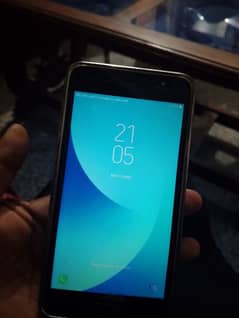 Samsung mobile j 7 max for sale 3 32 hai panal damage hai 0