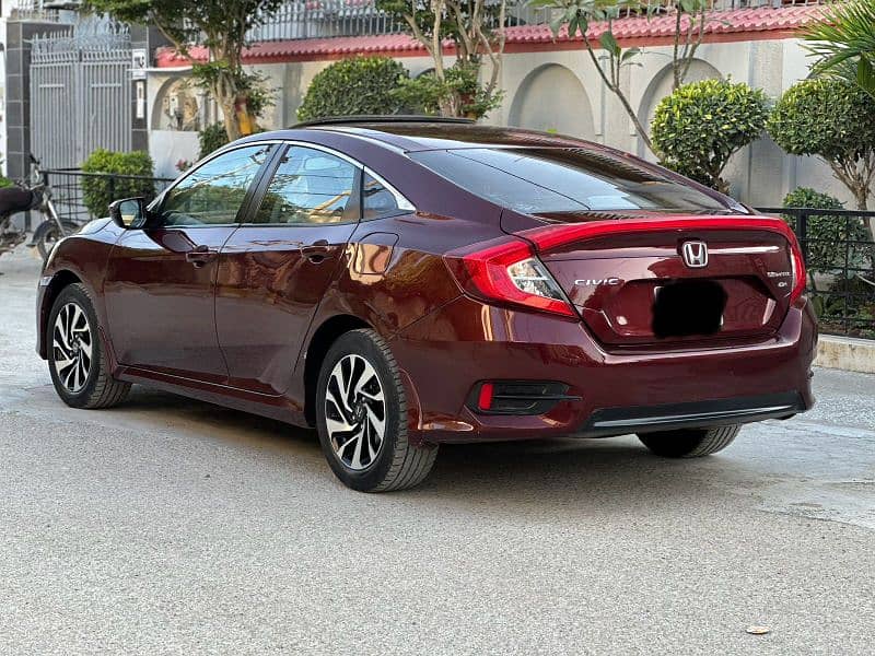 Honda Civic VTi Oriel Prosmatec model 2018 new metter own name 9