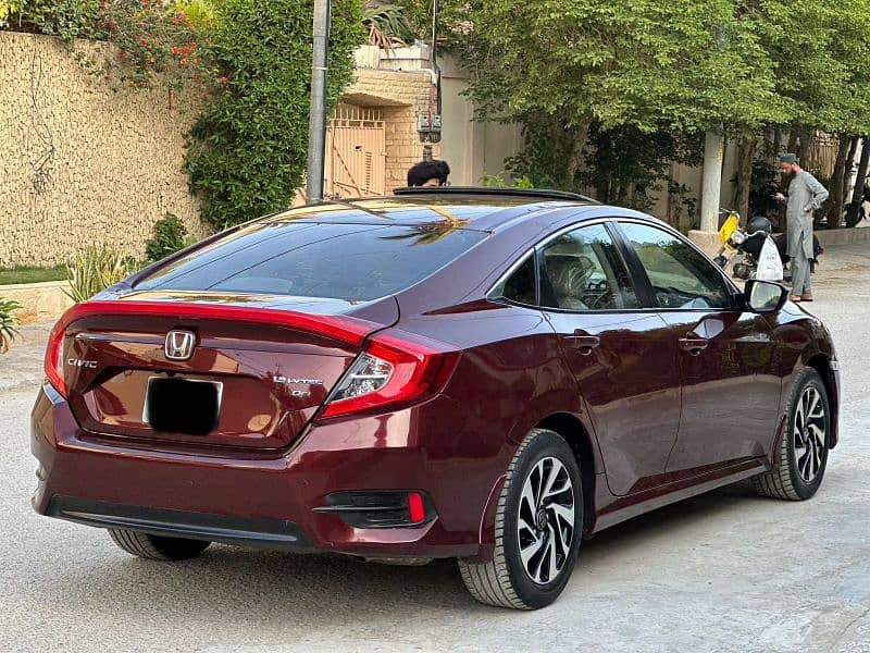 Honda Civic VTi Oriel Prosmatec model 2018 new metter own name 10