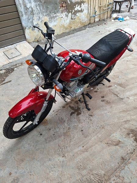 yb 125z dx all ok lush condition new bike nmber nai laga 9