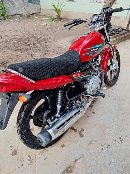 yb 125z dx all ok lush condition new bike nmber nai laga 10