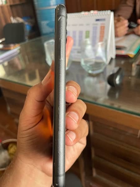 iphone 11 64GB 5