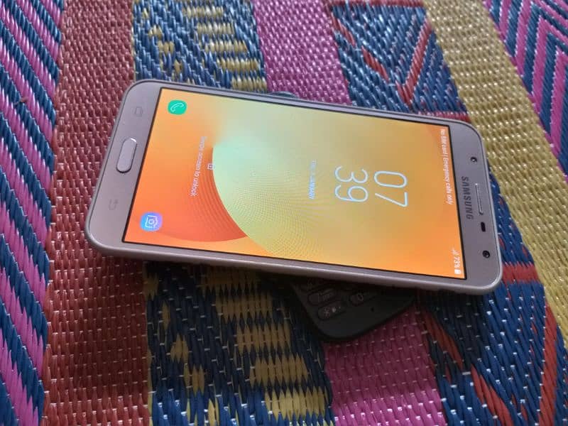 Samsung j7 core 3gb 32gb Super amoled display 0