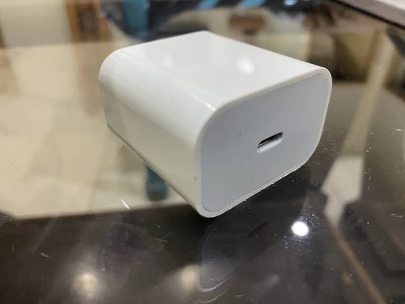 Apple 20 watt charger with power delivery charging 5