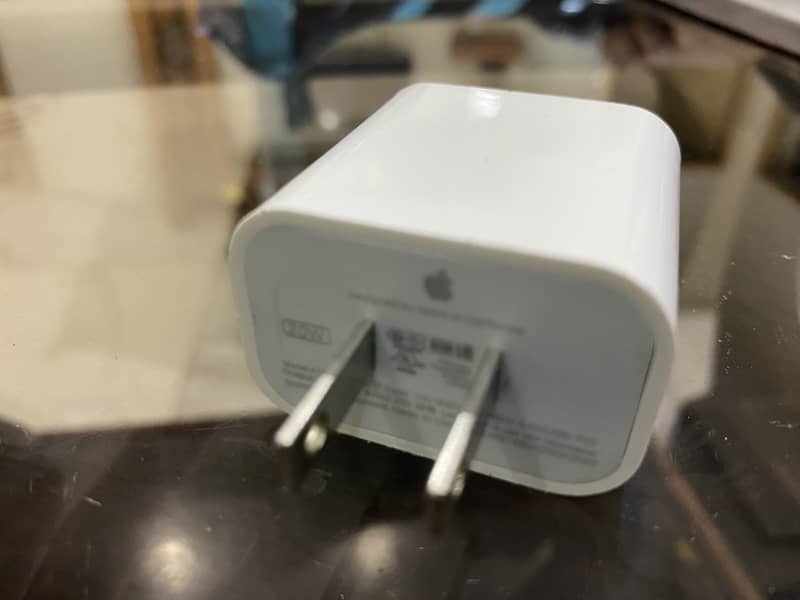 Apple 20 watt charger with power delivery charging 7