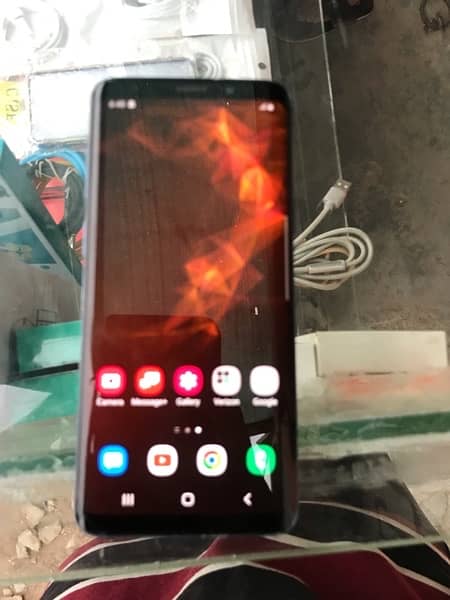 Samsung s9 (mint condition) 3