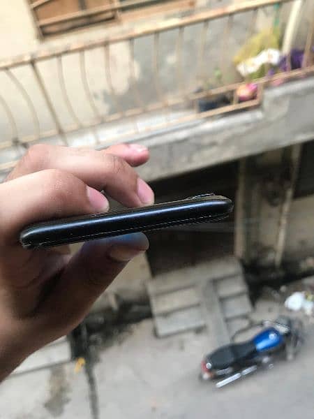 INFINIX HOT 8 IN GOOD CONDITION 2