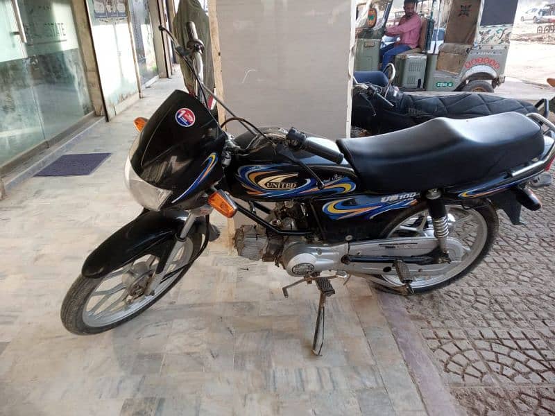 united 100 cc 1