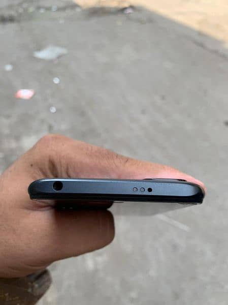 Redmi note 10 5G 10 by 10 Urgent Sale 4